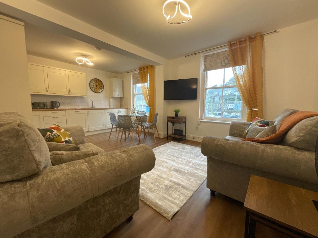 Gregory Flats No. 1, By Homeinspire Looe Exterior photo